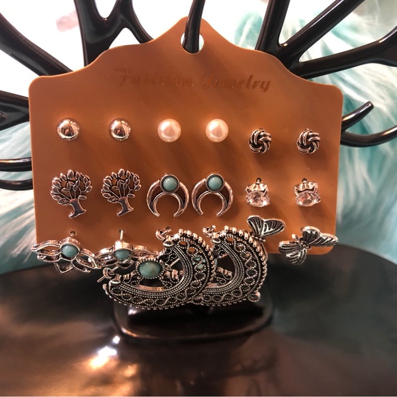 9 Pairs Turquoise Pearl Rhinestones Earrings Set - Picture 3 of 3